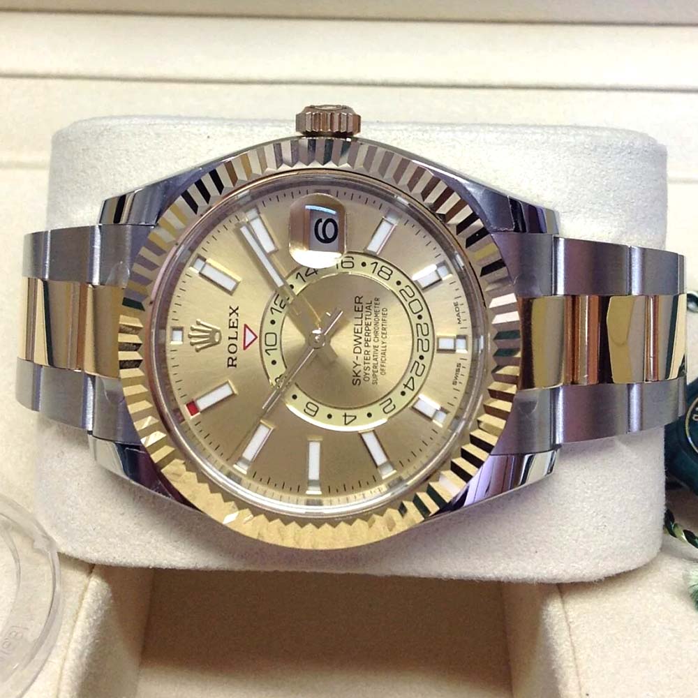 Sky-Dweller Champagne Dial